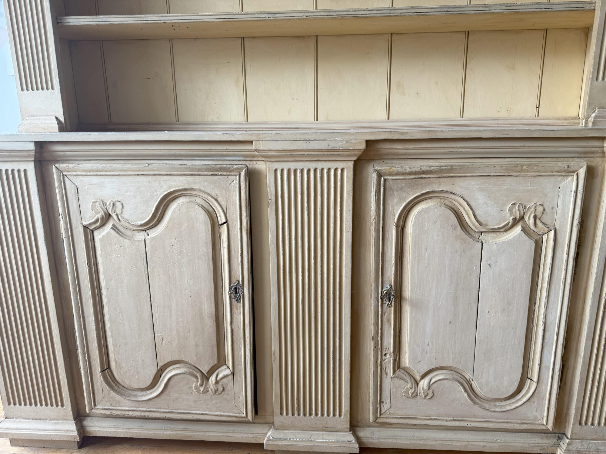 Custom Designed Louis XV Style French Provincial Vaisselier - Image 2